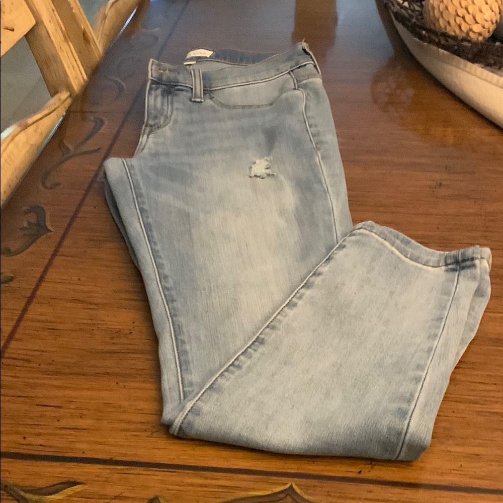 LILA RYAN Blue Skinny Jeans with Vintage Distressing
